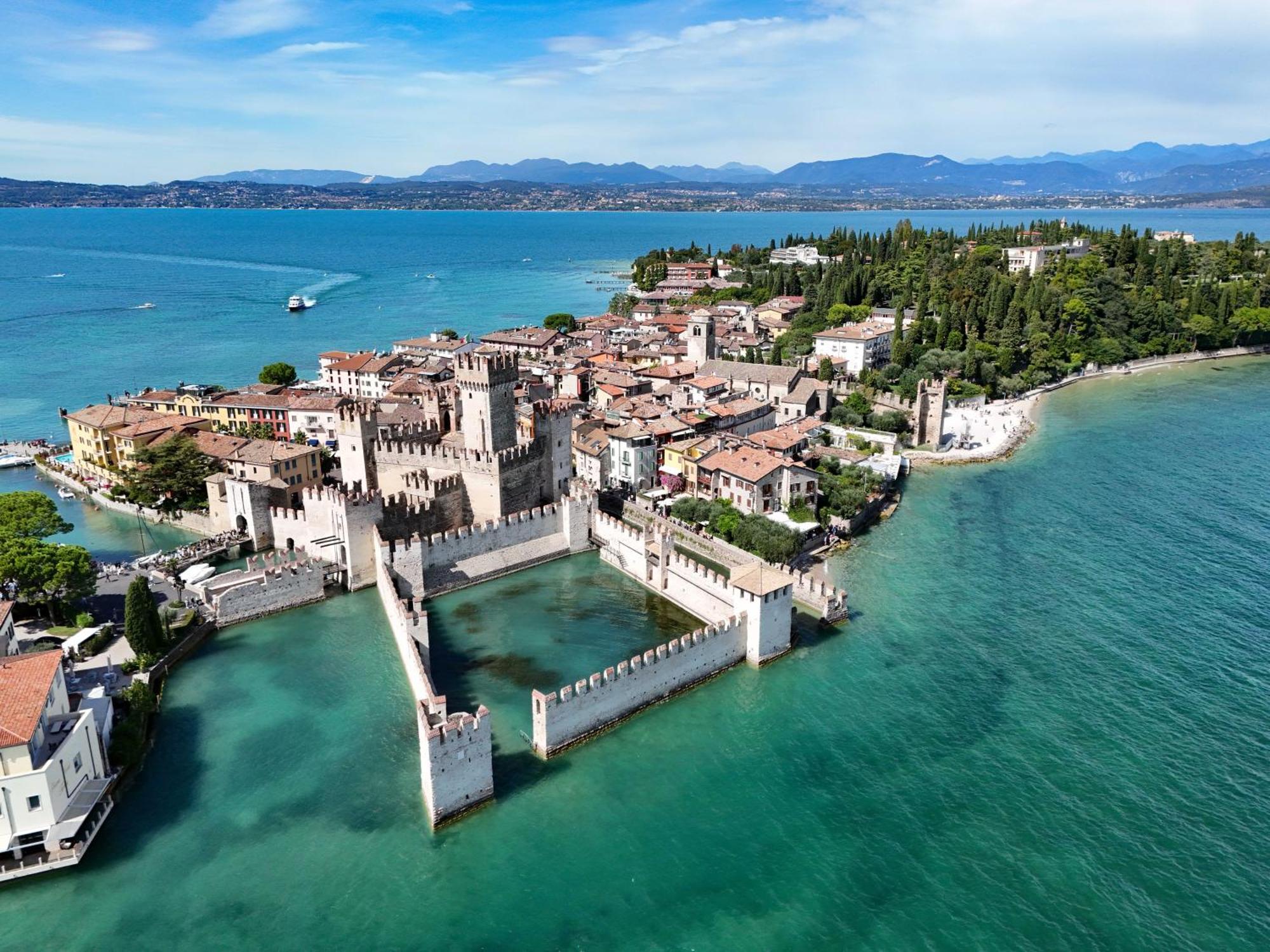 Locanda Carolina Callas Sirmione Ngoại thất bức ảnh